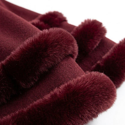 Flauschiger Kapuzen-Poncho